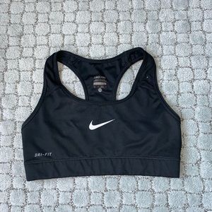 🔥 Black Nike Sports Bra XS